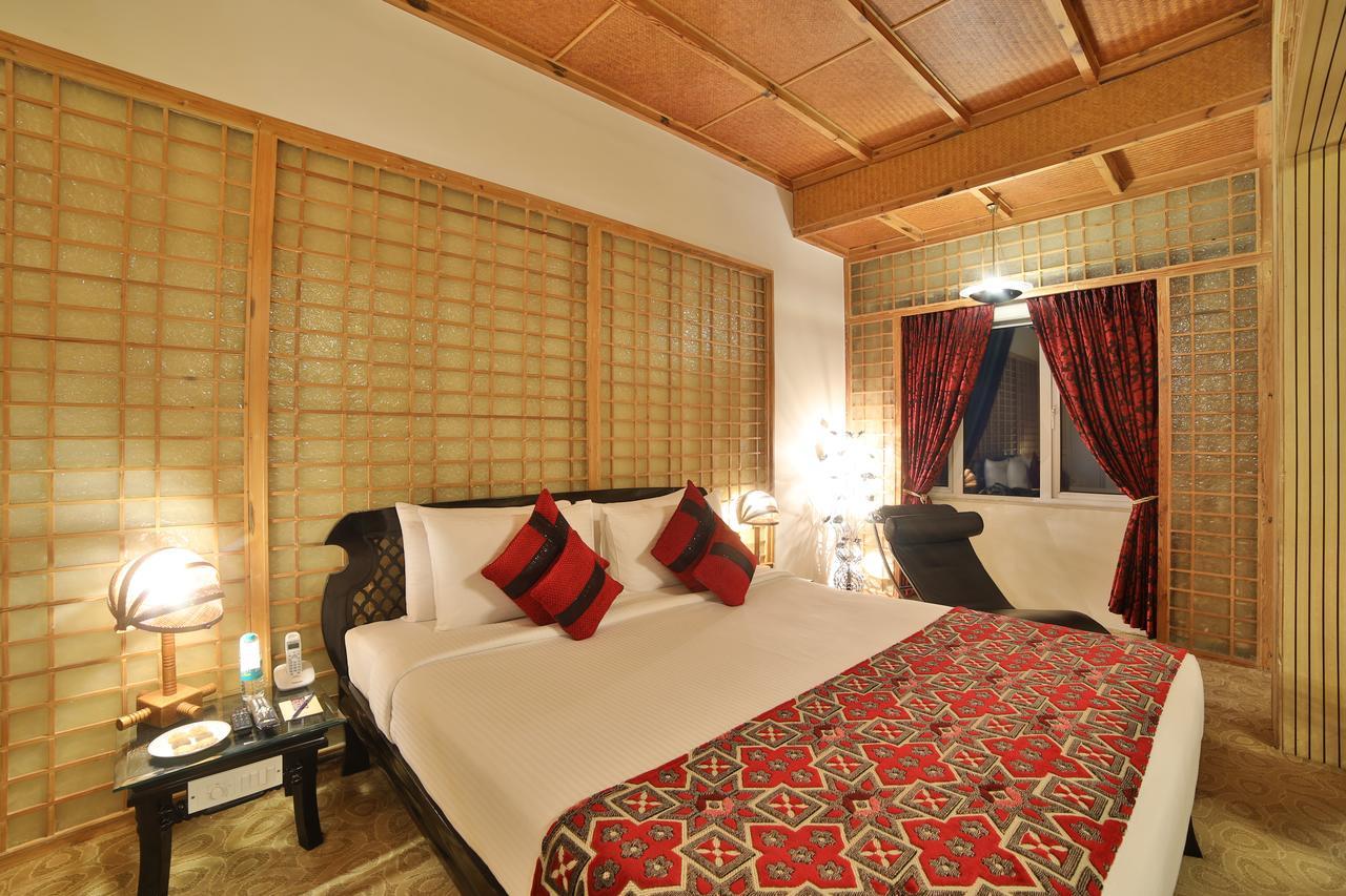 Ramoji Film City- Sitara Luxury Hotel Pedda Ambarpet Exterior photo
